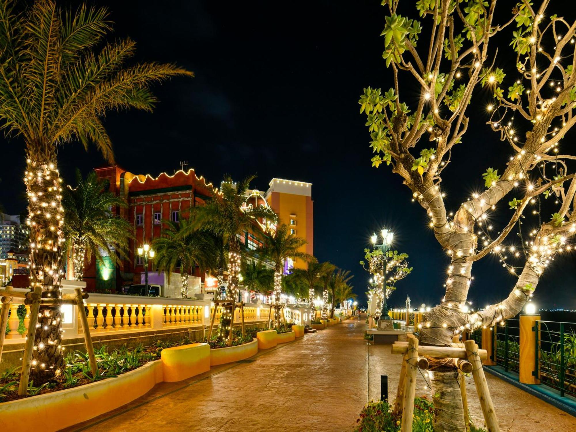 Vessel Hotel Campana Okinawa Chatan Exterior photo